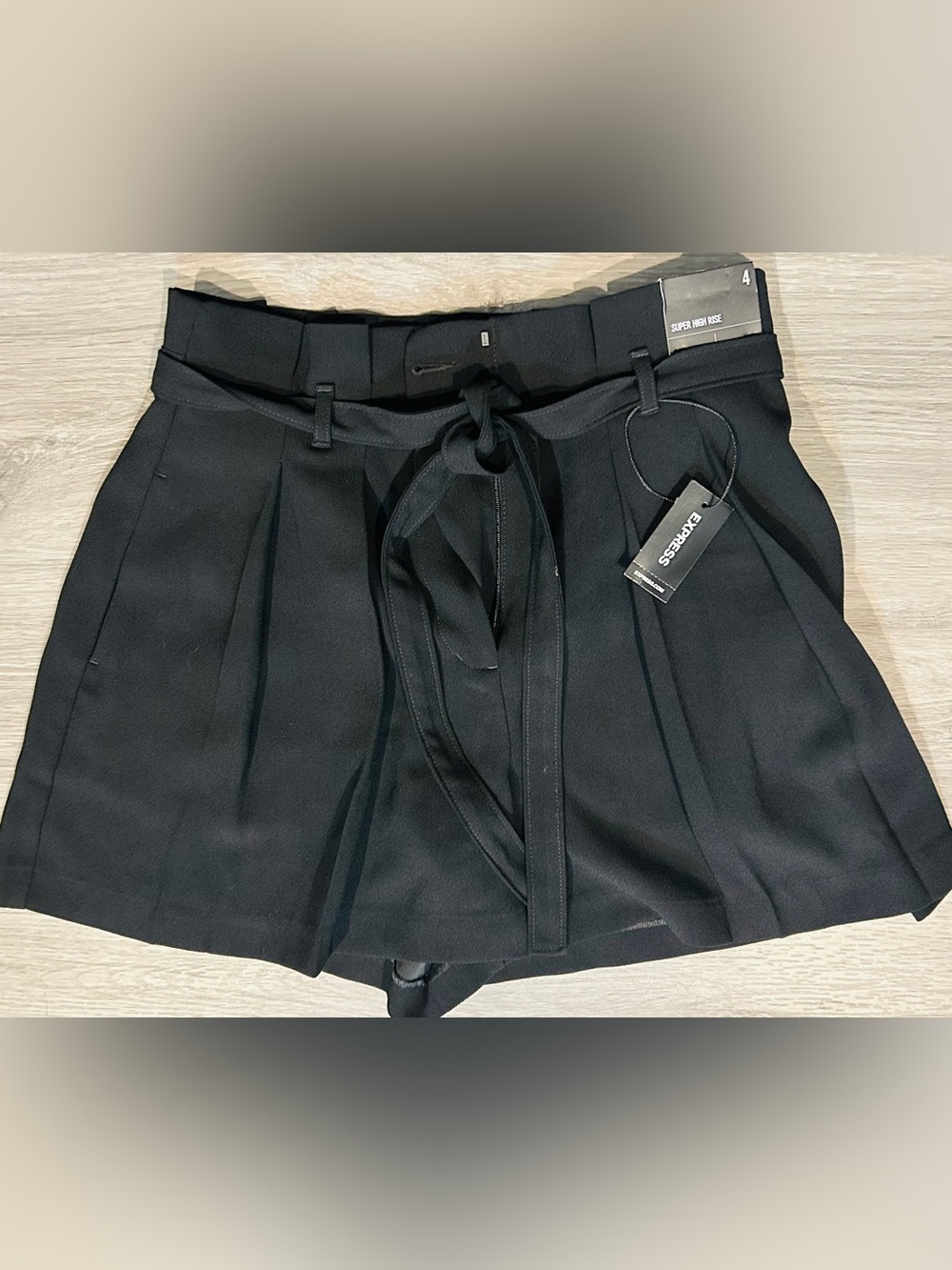 NWT Express Women’s Black Pleated Mini Shorts with Self-Tie Waist. High Waist